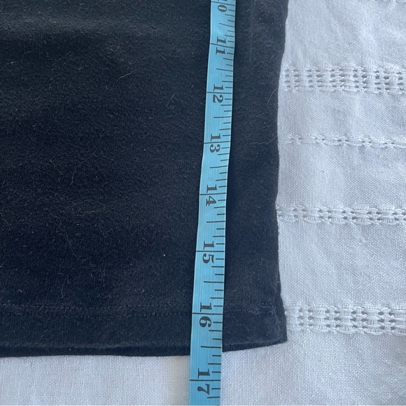 Brandy Melville Classic Black Tank Top - Picture 3 of 3